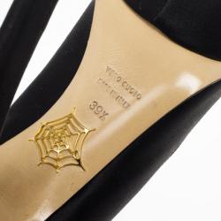 Pre Owned Charlotte Olympia Black Paloma Fan-pleat Satin Pumps Size 39.5