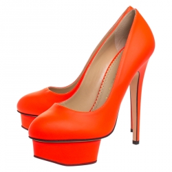 Pre Owned حذاء كعب عالى شارلوت اوليمبيا دوللي مزخرف نعل سميك وردي متعدد الالوان مقاس 38.5