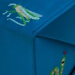 Pre Owned حقيبة كلتش شارلوت أوليمبيا تيك مي أواي كريب ساتان أزرق مطرز