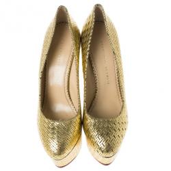 Pre Owned Charlotte Olympia Gold Metallic Carmen Woven Leather Wedge Pumps Size 40