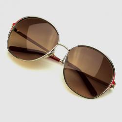 Pre Owned Chloé Gold Red CE104S Round Womens Sunglasses