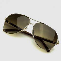 مملوكة مسبقًا Chloé Gold and Brown CE102S Aviator Sunglasses