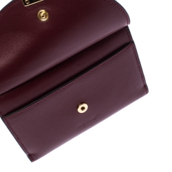 Pre Owned Chloe Burgundy Leather Drew Compact Wallet