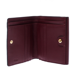 Pre Owned Chloe Burgundy Leather Drew Compact Wallet