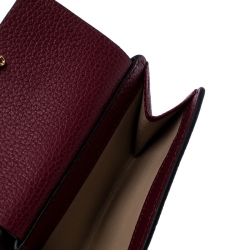 Pre Owned Chloe Burgundy Quilted Leather Compact Drew Wallet