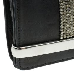 مملوكة مسبقًا Chloe Black Leather Studded Clutch