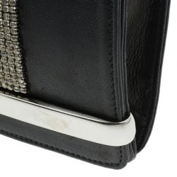 مملوكة �مسبقًا Chloe Black Leather Studded Clutch