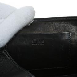 مملوكة مسبقًا Chloe Black Leather Studded Clutch