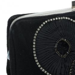 مملوكة مسبقًا Chloe Black Embroidered Clutch