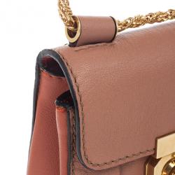 مملوكة مسبقًا Chloe Mini Elsie Crossbody Bag