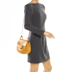 مملوكة مسبقًا Chloe Mustard Leather Medium Drew Shoulder Bag