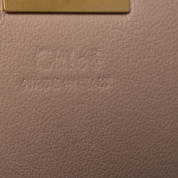 مملوكة مسبقًا Chloe Beige Python Medium Drew Shoulder Bag