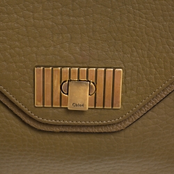 مملوكة مسبقًا حقيبة كتف كلوي سالي جلد ثعبان ثنائية اللون متوسطة