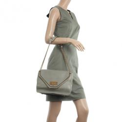 مملوكة مسبقًا Chloé Grey Leather Sally Small Shoulder Bag