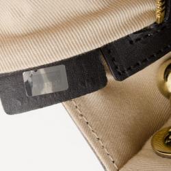 مملوكة مسبقًا Chloe Navy Python Sally Bag