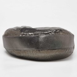 مملوكة مسبقًا Chloe Metallic/Silver Mesh and Leather Chainmail Hobo