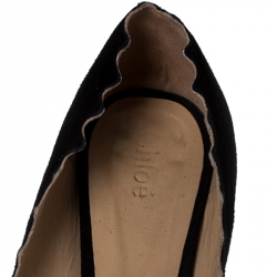 Pre Owned Chloe Black Suede Scalloped Pump Size 37.5