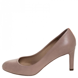 Pre Owned Chloe Beige Leather Round Toe Pumps Size 39.5