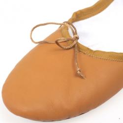مملوكة مسبقًا Chloé Beige Leather Bow Ballet Flats Size 40