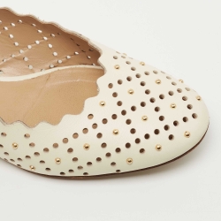 Pre Owned Chloe Off White Scalloped Leather Laser Cut and Studded Ballet Flats Size 38