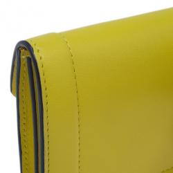 مملوكة مسبقًا Christian Louboutin Yellow Leather Sweet Charity Wallet