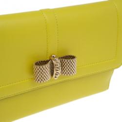 مملوكة مسبقًا Christian Louboutin Yellow Leather Sweet Charity Wallet