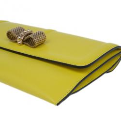 مملوكة مسبقًا Christian Louboutin Yellow Leather Sweet Charity Wallet