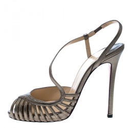 مملوكة مسبقًا Christian Louboutin Metallic Bronze Leather Scoubridou Asymmetric Peep Toe Sandals Size 37