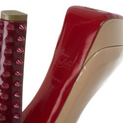 مملوكة مسبقًا Christian Louboutin Nude Patent Taclou Peep Toe Platform Pumps Size 38