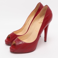 مملوكة مسبقًا Christian Louboutin Very Prive Size 38.5 Red Eel Leather Peep Toe Pumps