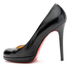 مملوكة مسبقًا Christian Louboutin Black Leather New Simple Pumps Size 38