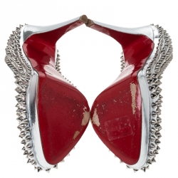 Pre Owned حذاء كعب عالي كريستيان لوبوتان ألتي سبايك نعل سميك جلد فضي ميتاليك مقاس 38.5