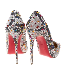 مملوكة مسبقًا حذاء كعب عالي كريستيان لوبوتان سو كيت كلير دو لون جلد ثعبان رصاصي مقاس 37