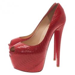 مملوكة مسبقًا Christian Louboutin Red Watersnake Highness Peep Toe Platform Pumps Size 37.5