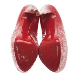 مملوكة مسبقًا Christian Louboutin Red Watersnake Highness Peep Toe Platform Pumps Size 37.5