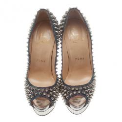 Pre Owned حذاء كريستيان لوبوتان ليدي بييب سبايك جلد ميتالك ونعل سميك مقاس 36.5