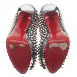Pre Owned حذاء كريستيان لوبوتان ليدي بييب سبايك جلد ميتالك ونعل سميك مقاس 36.5