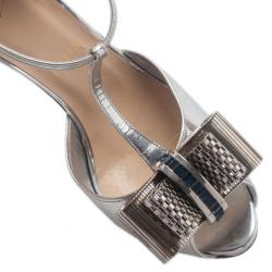 مملوكة مسبقًا صندل كريستيان لوبوتان أركيديسكو سير حرف T فضي مقاس 37