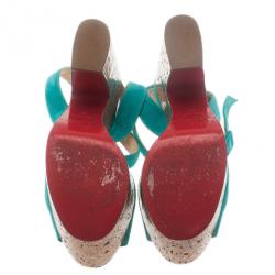 مملوكة مسبقًا صندل كريستيان لوبوتان دومبسال جلد سويدي أزرق كعب روكي وحزام للكاحل مقاس 38