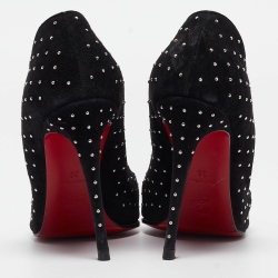 مملوكة مسبقًا Christian Louboutin Black Studded Suede Hot Chick Pumps Size 36