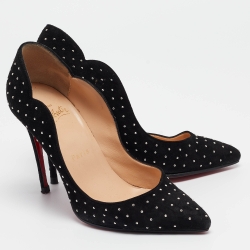 مملوكة مسبقًا Christian Louboutin Black Studded Suede Hot Chick Pumps Size 36