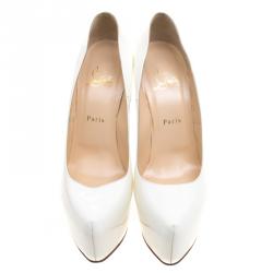 مملوكة مسبقًا حذاء كعب عالي كريستيان لوبوتان دافوديل بنعل سميك جلد لامع ابيض مقاس 40