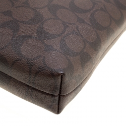 مملوكة مسبقًا Coach Brown/Fuchsia Signature Canvas and Leather Swingpack File Crossbody Bag 