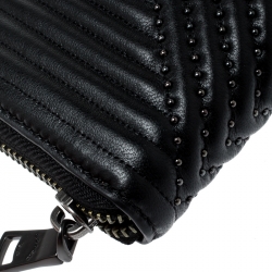 Pre Owned محفظة كوتش سحاب ملتف حلقات جلد مبطنة سوداء