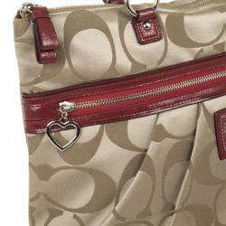 Pre Owned Coach Red Trim Daisy Signature Tote