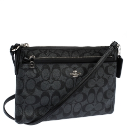 مملوكة مسبقًا حقيبة كروس كوتش Pop Up جلد وكانفاس مقوى شهيرة سوداء