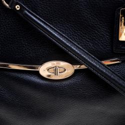 Pre Owned حقيبة كتف كوتش جلد سوداء