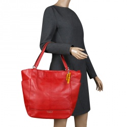 Pre Owned Coach Vermilion Red Leather Park Signature North South Tote