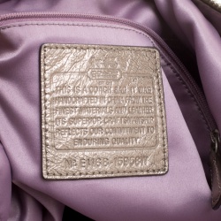 Pre Owned حقيبة كتف كوتش جلد بيج ميتالك