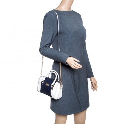 Pre Owned Coach Off White/Black Leather Crossbody Bag